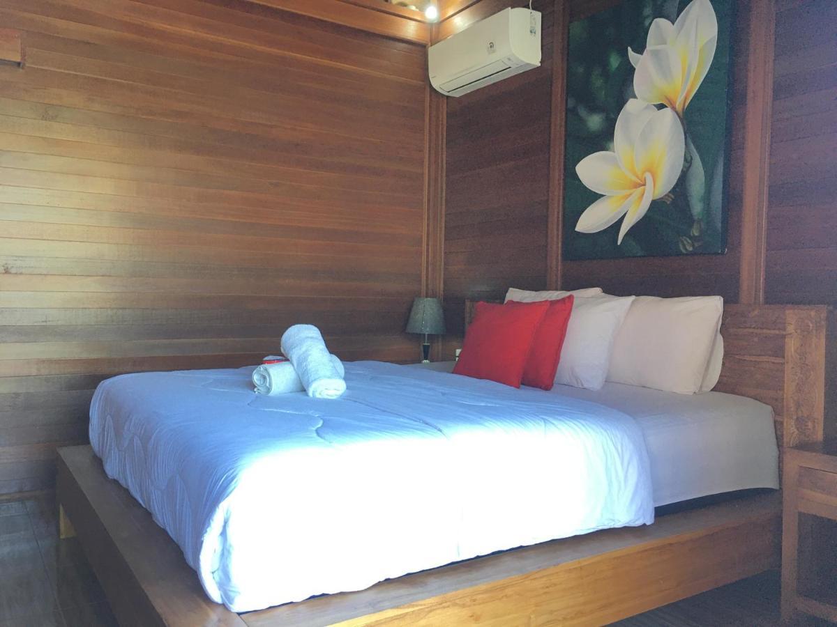Wahyu Homestay 1 Nusa Lembongan  Bagian luar foto
